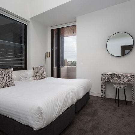 Stylish 2-Bed Apartment With Bbq Patio Near Beach Sydney Esterno foto