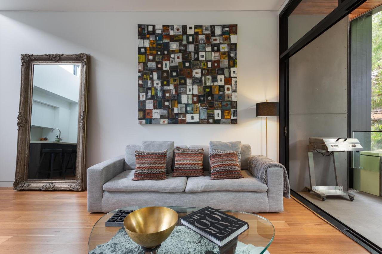 Stylish 2-Bed Apartment With Bbq Patio Near Beach Sydney Esterno foto