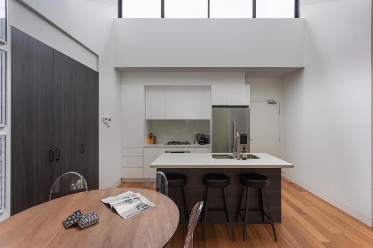Stylish 2-Bed Apartment With Bbq Patio Near Beach Sydney Esterno foto